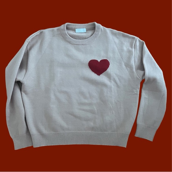 O2 Beige Sweater with Red Heart Cozy Viscose Blend Pullover Size M - Picture 7 of 7
